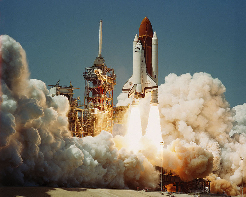 800px-space_shuttle_challenger_04-04-1983
